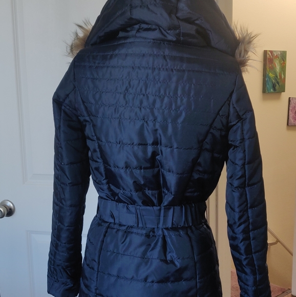 Vero Moda Puffer Jacket/Coat With Belt Size S & XS - Picture 3 of 12